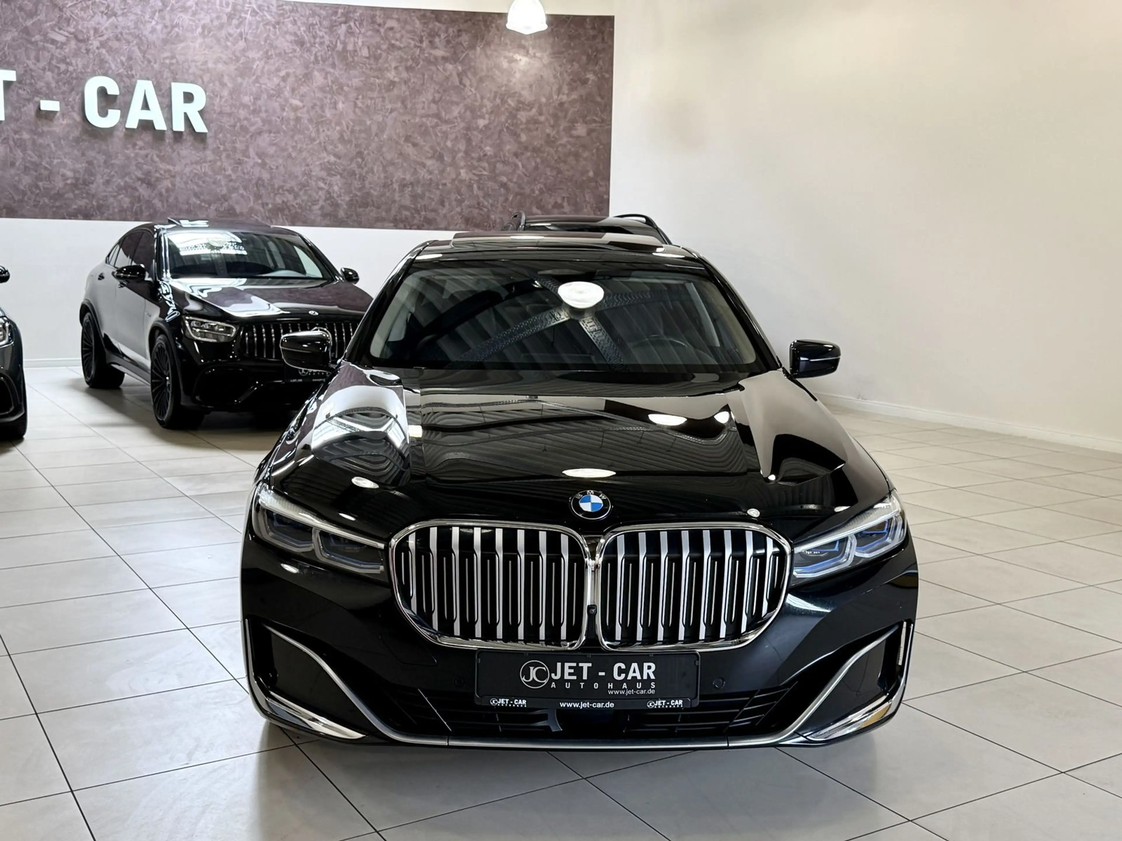 BMW 750 i xDrive *Exclusiv-Innovation-HUD-SD-H&K-TV — photo 4