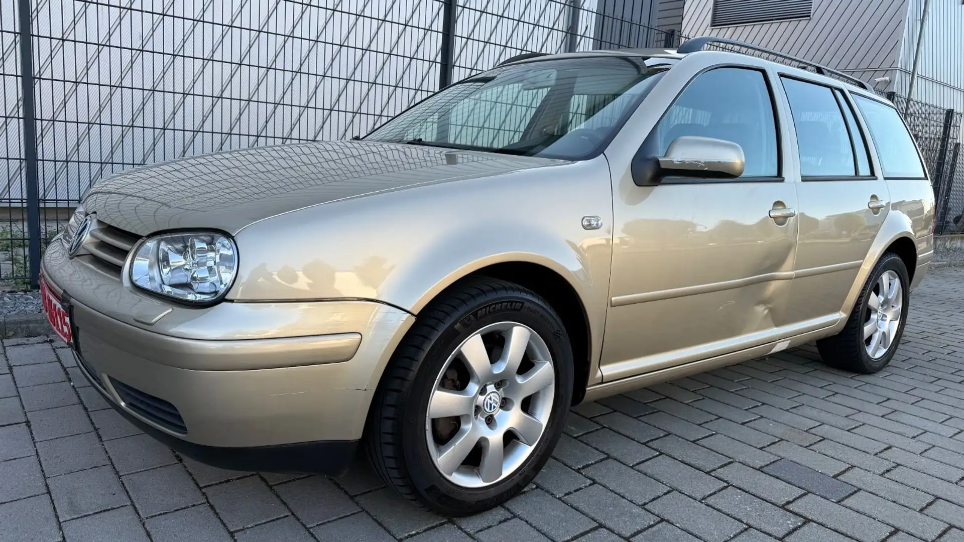 Volkswagen Golf IV PACIFIC 1.9TDI 131PS AUTOMATIK,TÜV,AHK Beige - 2