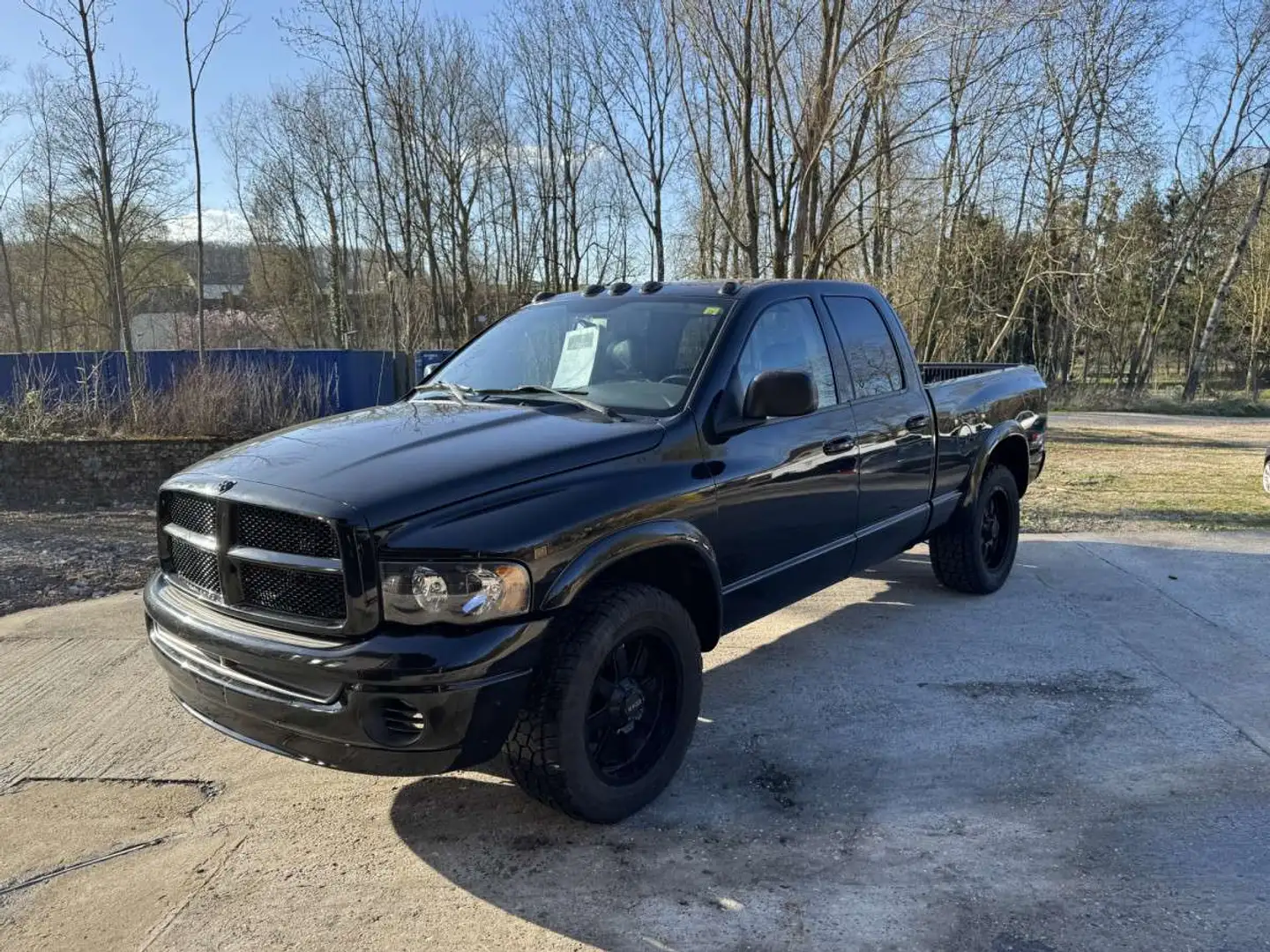 Dodge RAM 5.9i V8 230CV BVA Fekete - 2