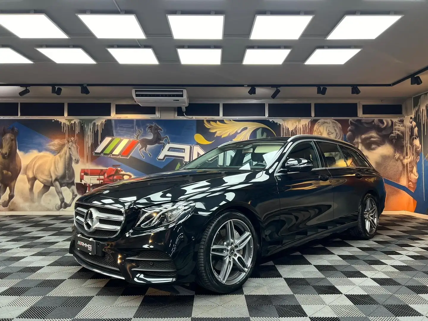 Mercedes-Benz E 220 E SW 220 d Premium 4matic auto (354) Nero - 1