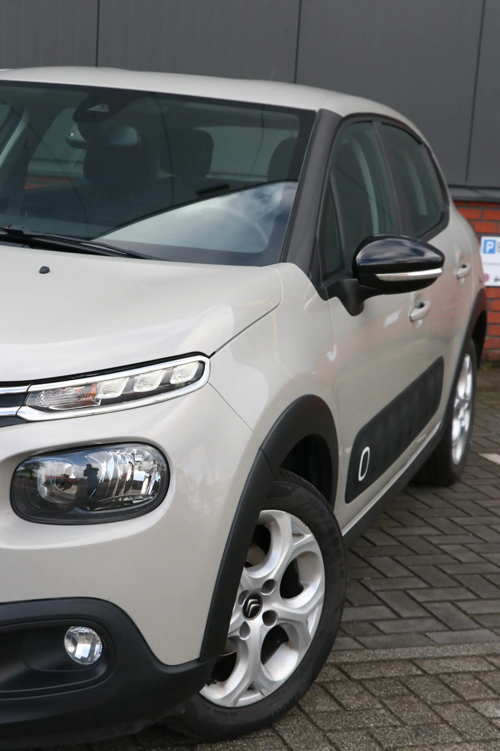 Citroen C3 1.2 PureTech S&S Feel Automaat | carplay | airco | — photo 2