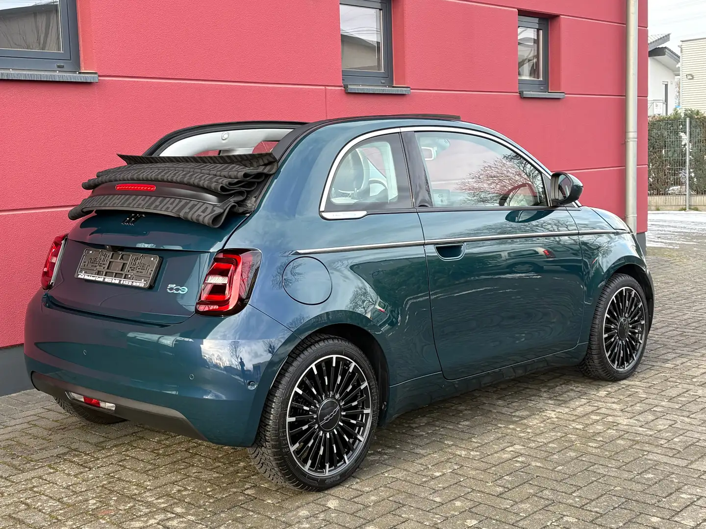 Fiat 500 ELEKTRO CABRIO EDITION LA PRIMA LEDER KAMERA 1HAND Vert - 1