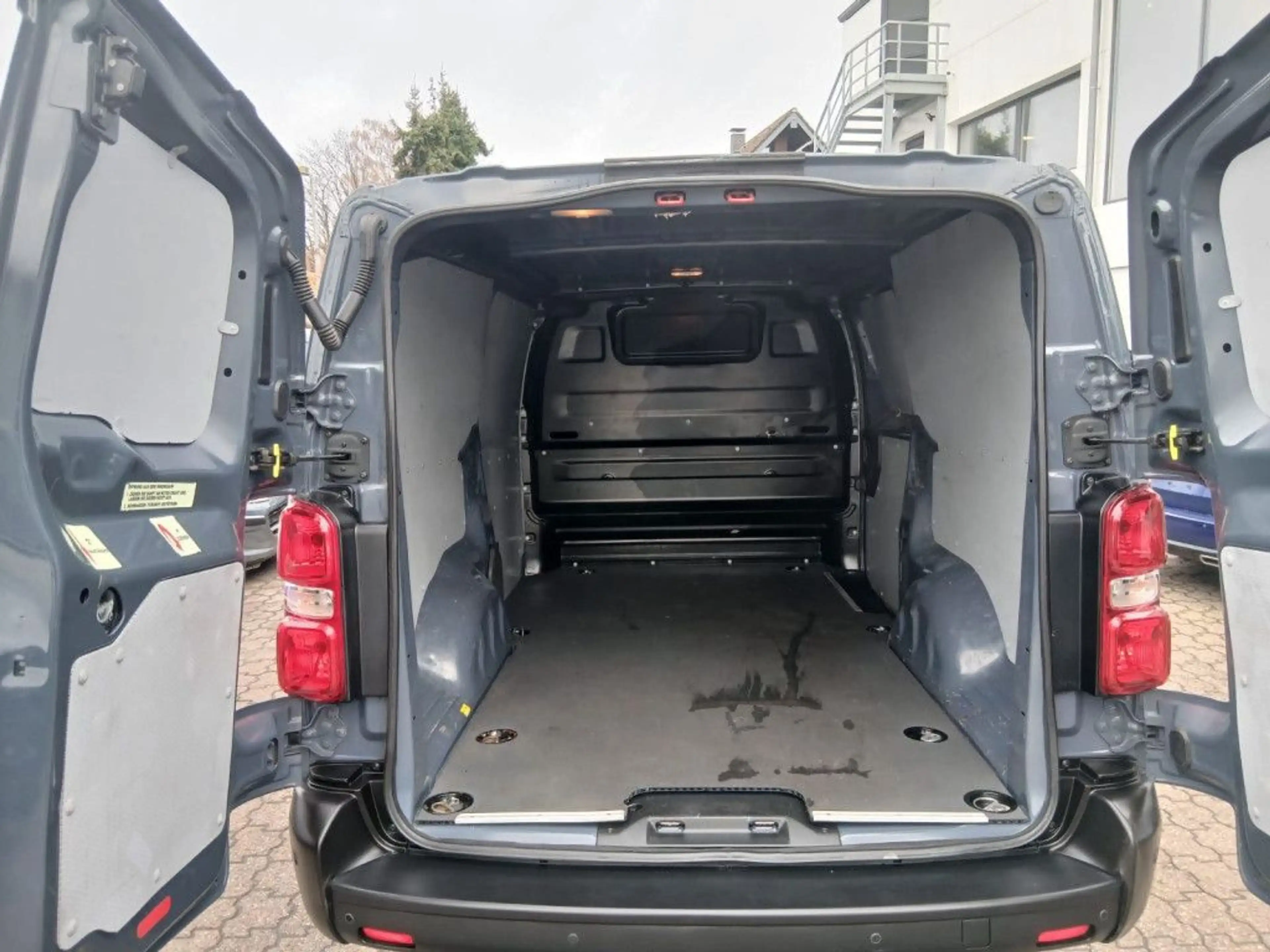 Citroen Jumpy L3 Kasten Club XXL BlueHDi NAVi*Tempomat — photo 11