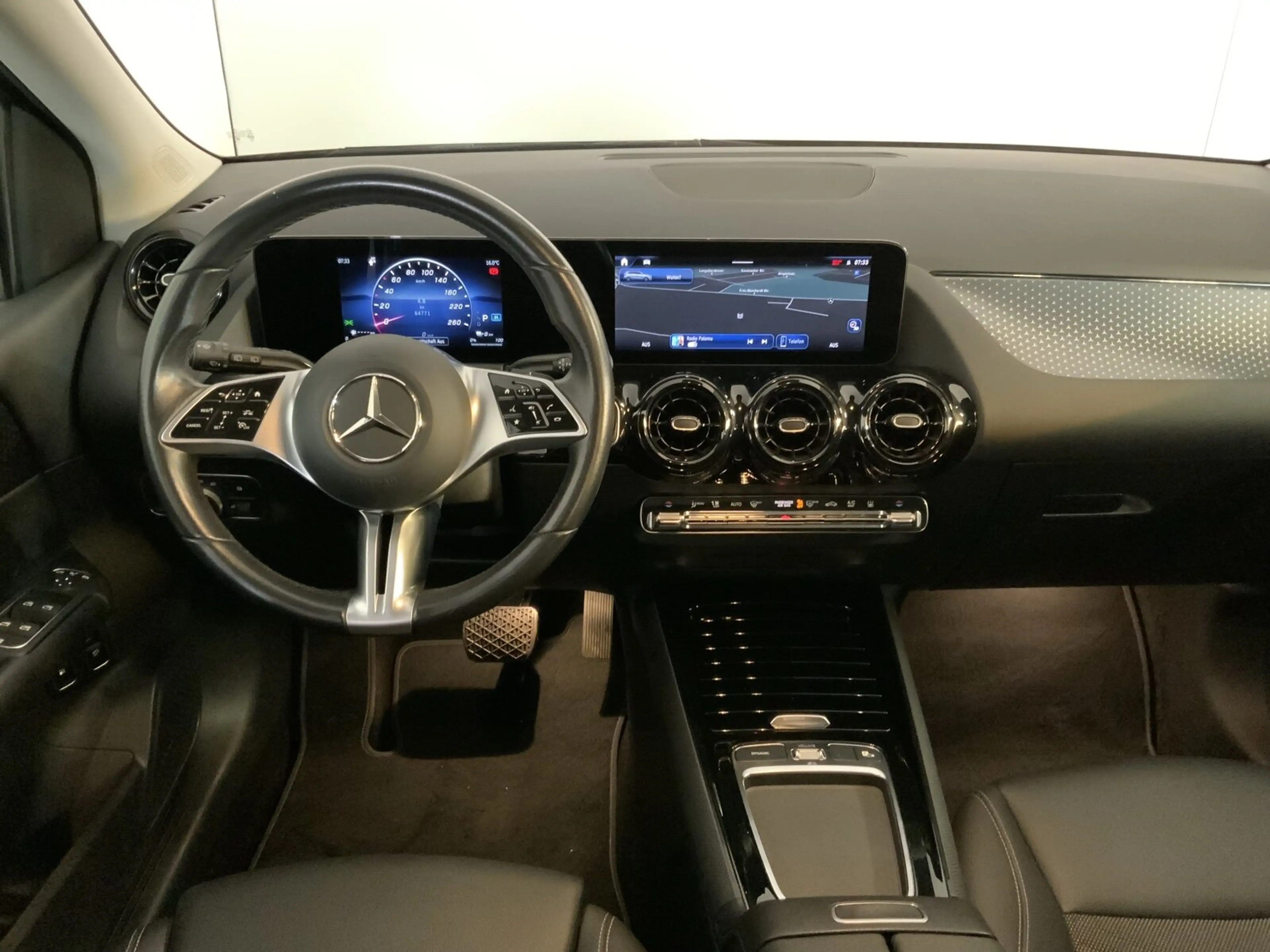 Mercedes-Benz B 250 B 250 e AHK Rückfahrkamera Apple CarPlay — photo 8