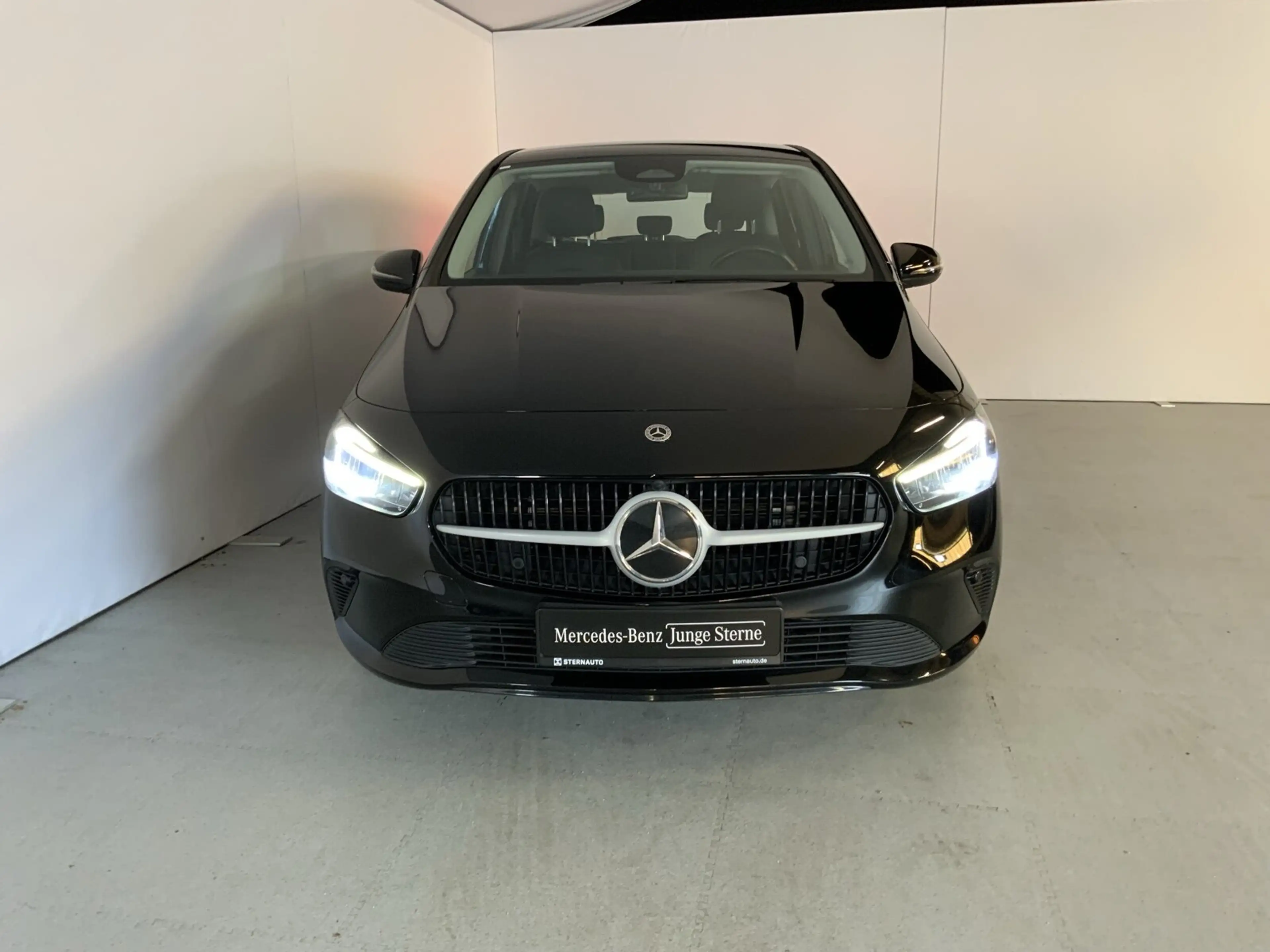 Mercedes-Benz B 250 B 250 e AHK Rückfahrkamera Apple CarPlay — photo 2