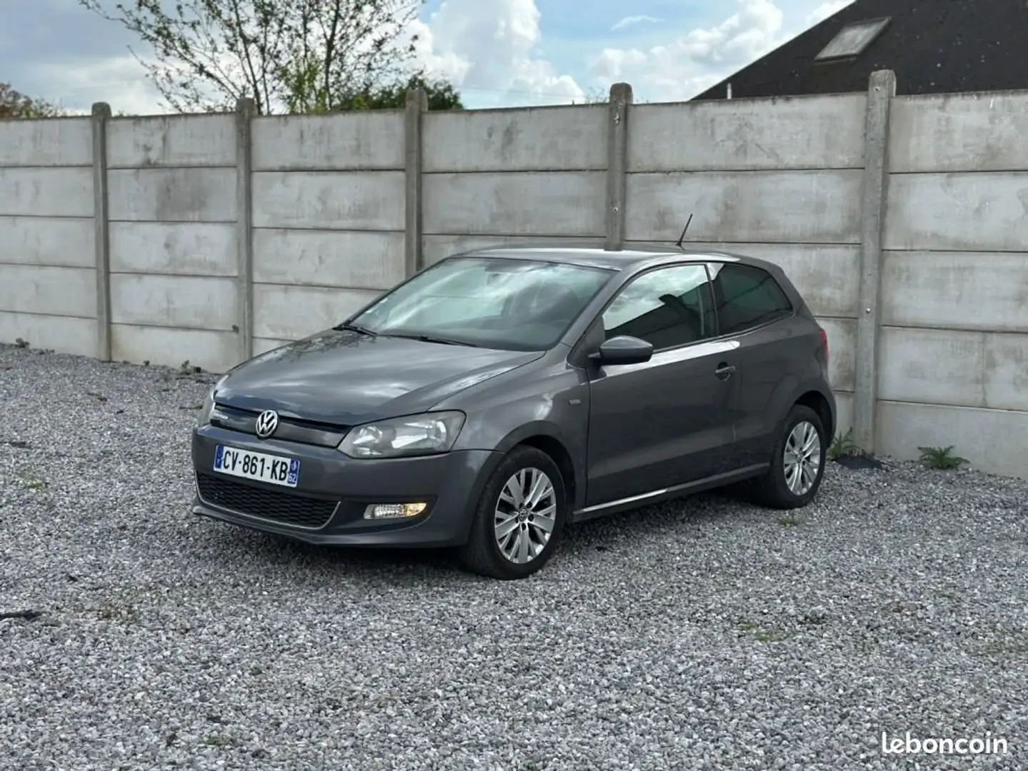 Volkswagen Polo V TDI LIFE Gris - 1