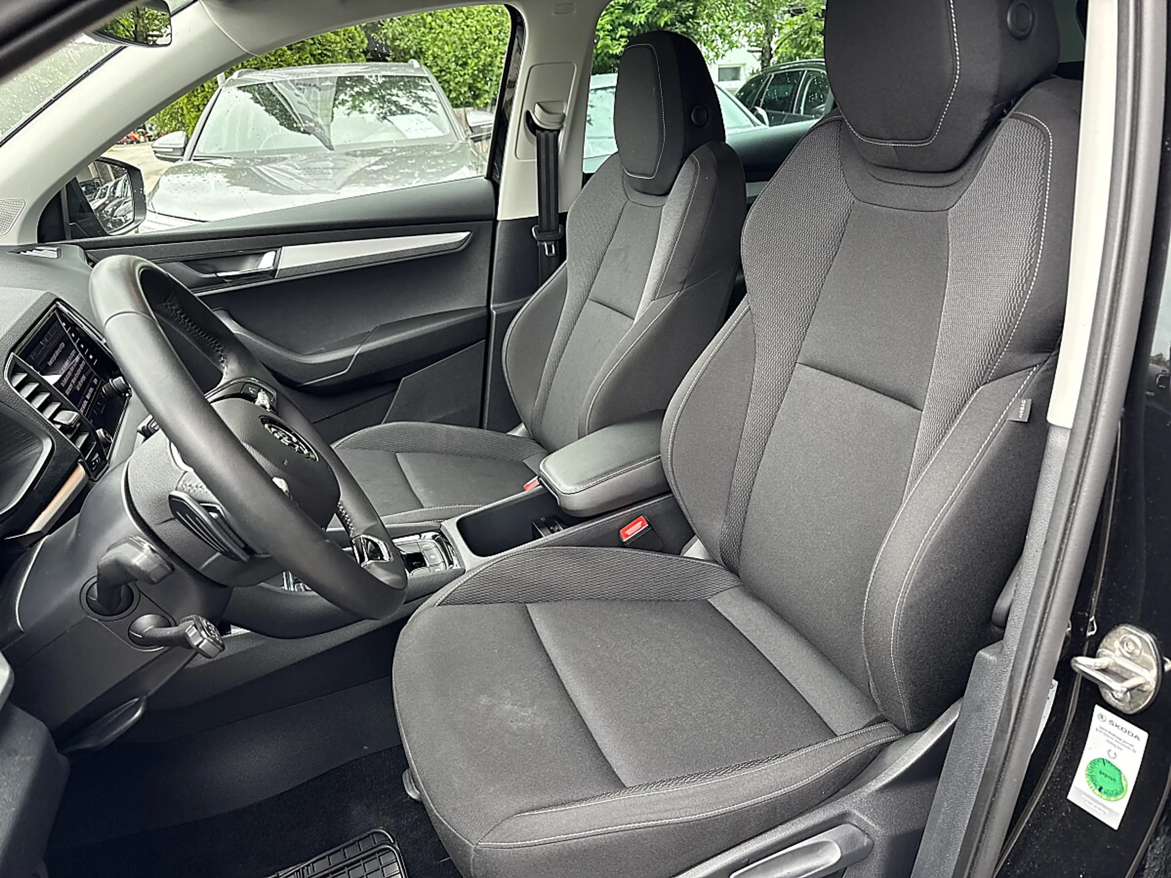 Skoda Karoq 2,0 TDI 4x4 DSG*LED*ACC*RFK* — photo 9