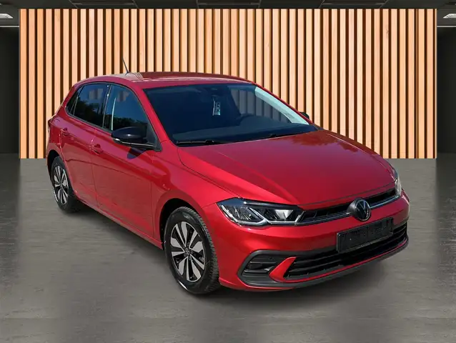 Volkswagen Polo view 4