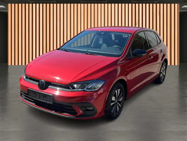 Volkswagen Polo view 2