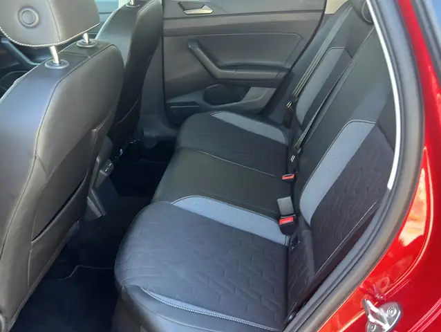Volkswagen Polo view 19
