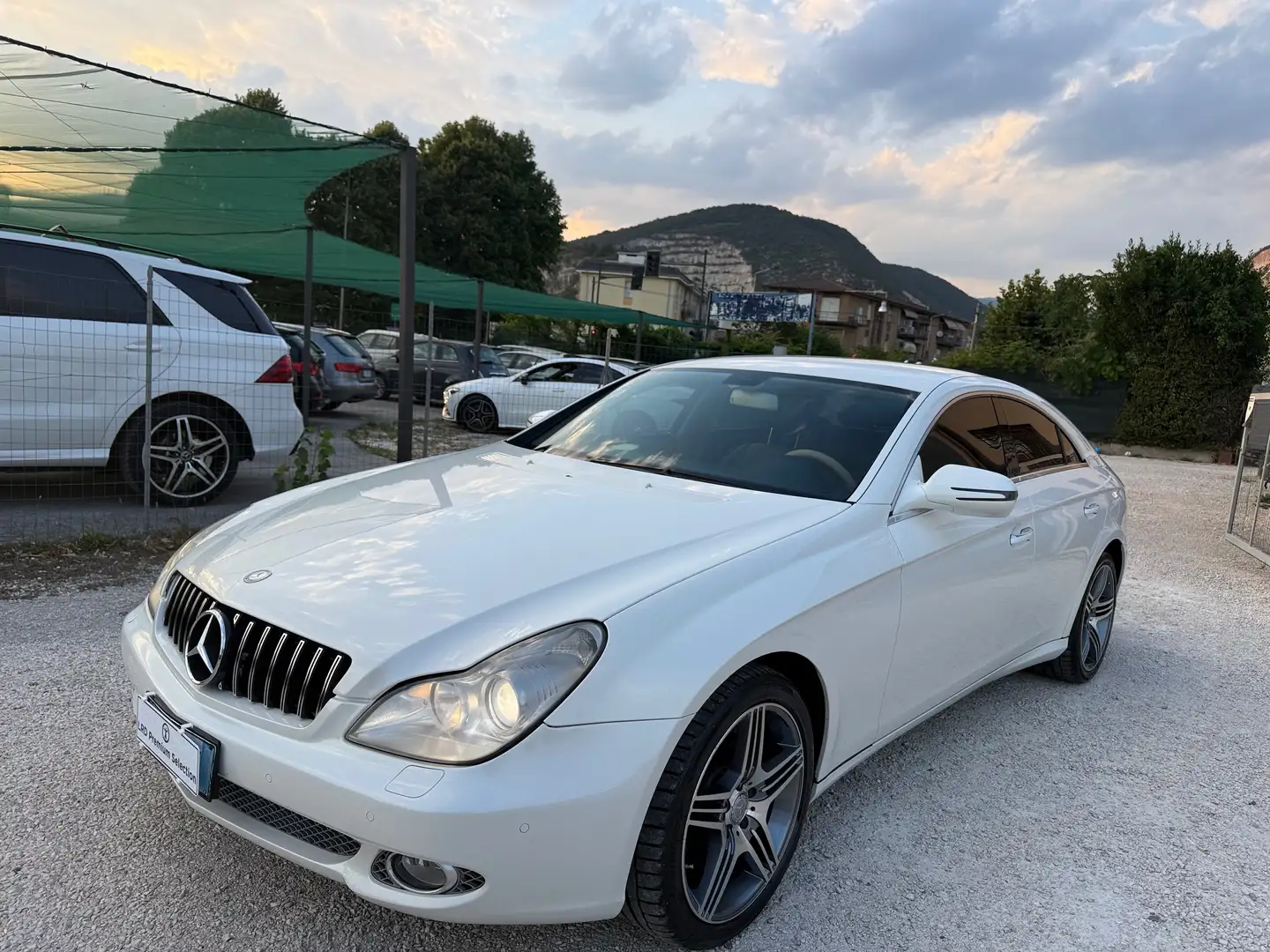 Mercedes-Benz CLS 350 CLS Berlina 320cdi V6 Pack AMG  Navi+Pelle+Full Bianco - 2