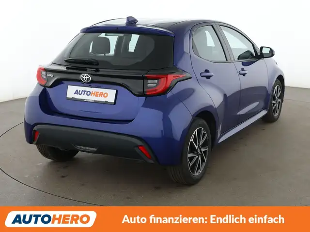 Toyota Yaris view 6