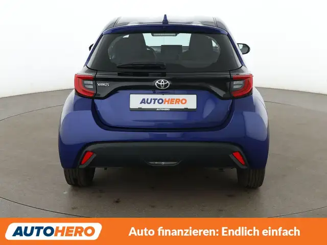 Toyota Yaris view 5