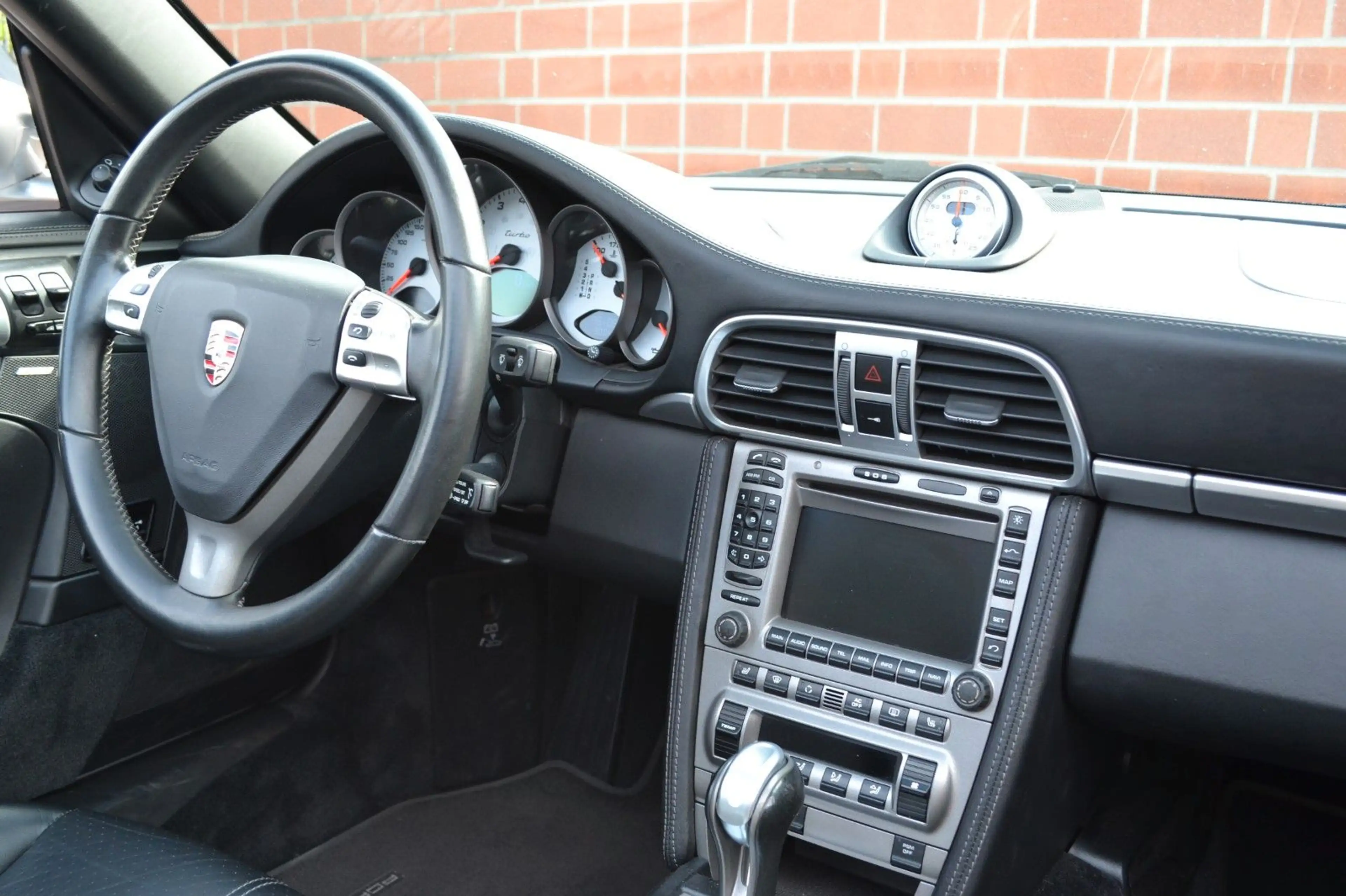 Porsche 997 Turbo Cabrio PDC SHZ BI-XENON NAVI KLIMA — photo 9