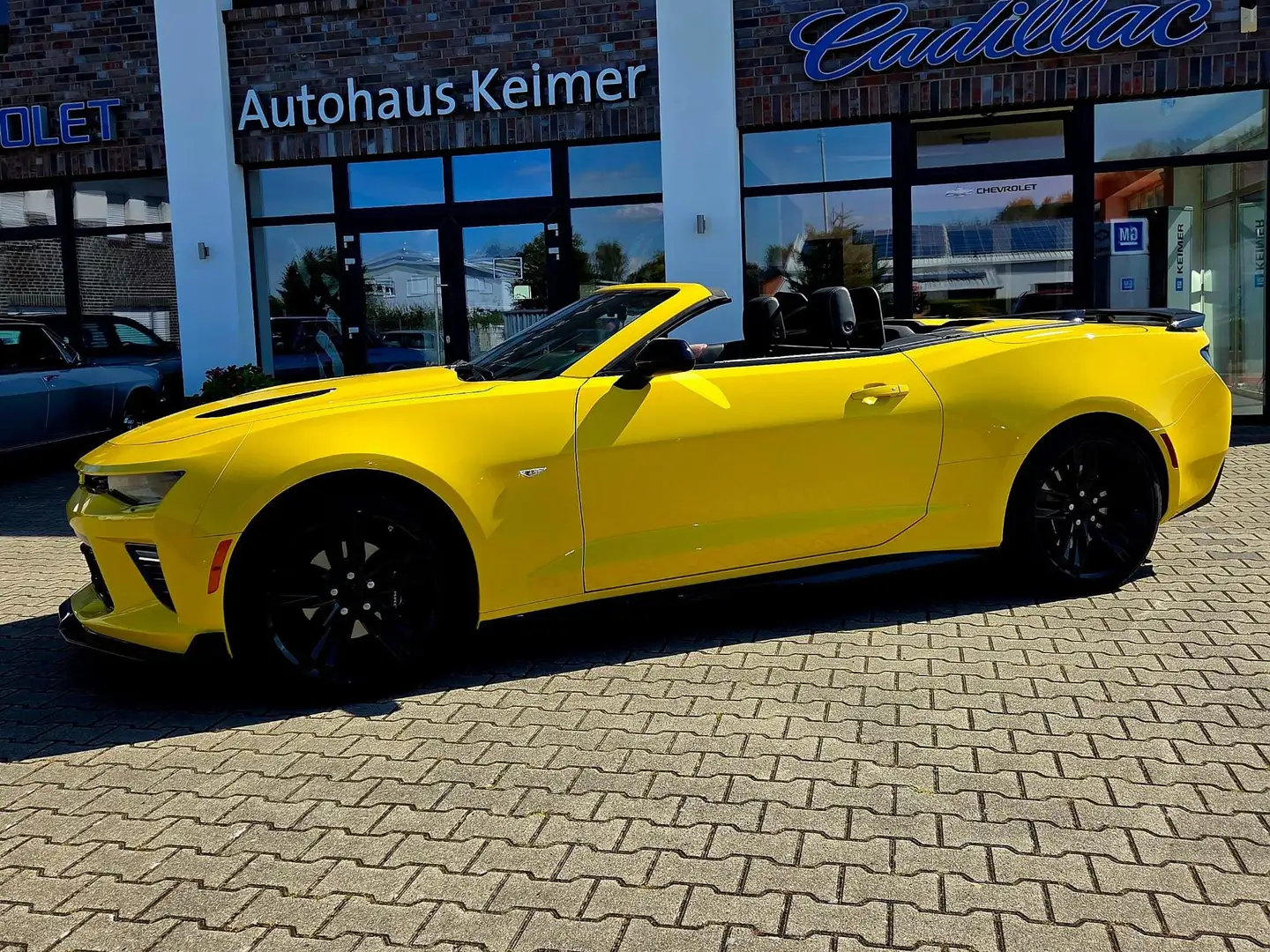 Chevrolet Camaro Cabriolet 6.2 V8 Aut. Gelb - 1