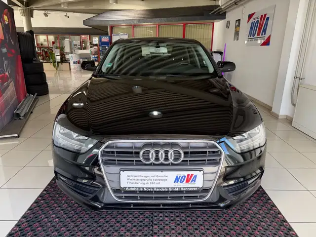 Audi A4 1.8 TFSI Attraction*18ZOLL*SPORTPAKET*S-HEFT!
