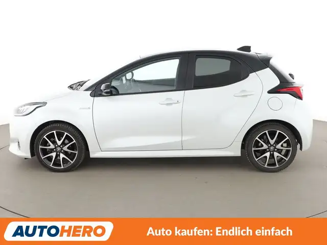 Toyota Yaris view 3