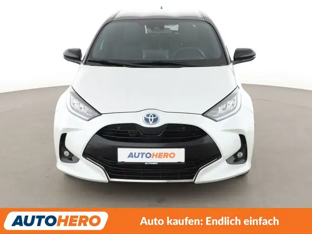 Toyota Yaris view 9
