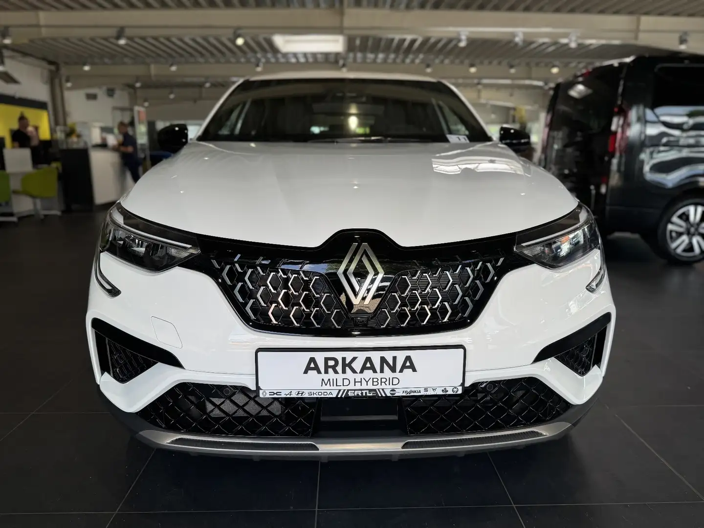 Renault Arkana TECHNO Mild Hybrid 140PS EDC Blanc - 2
