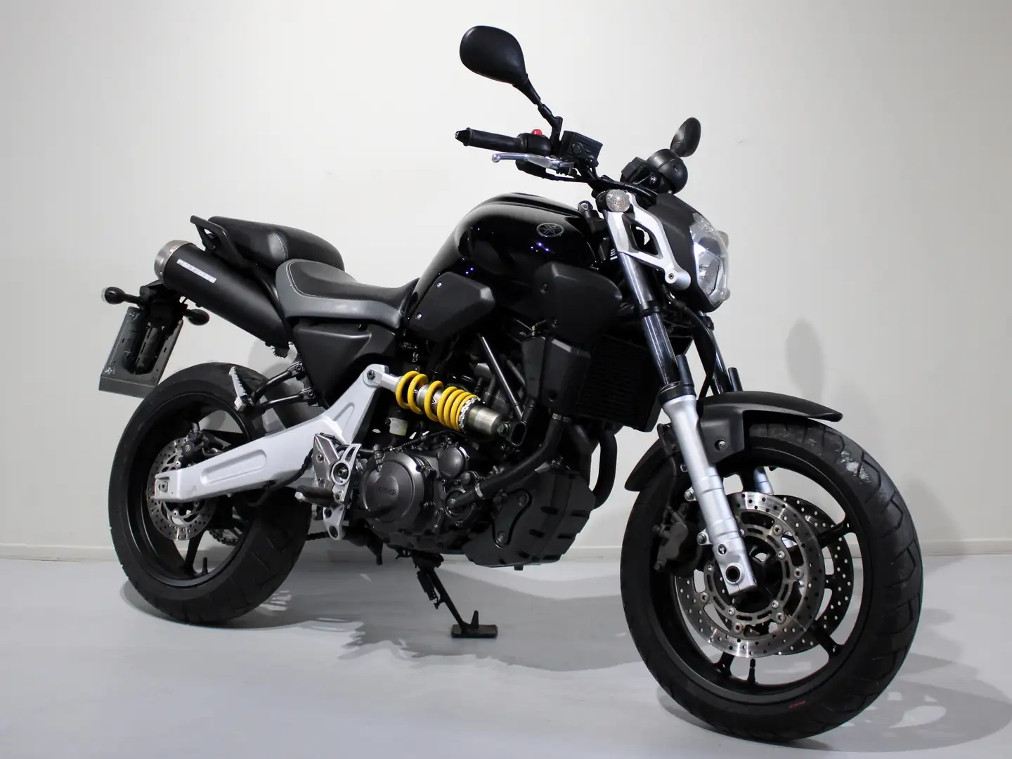 Yamaha MT-03 - 2