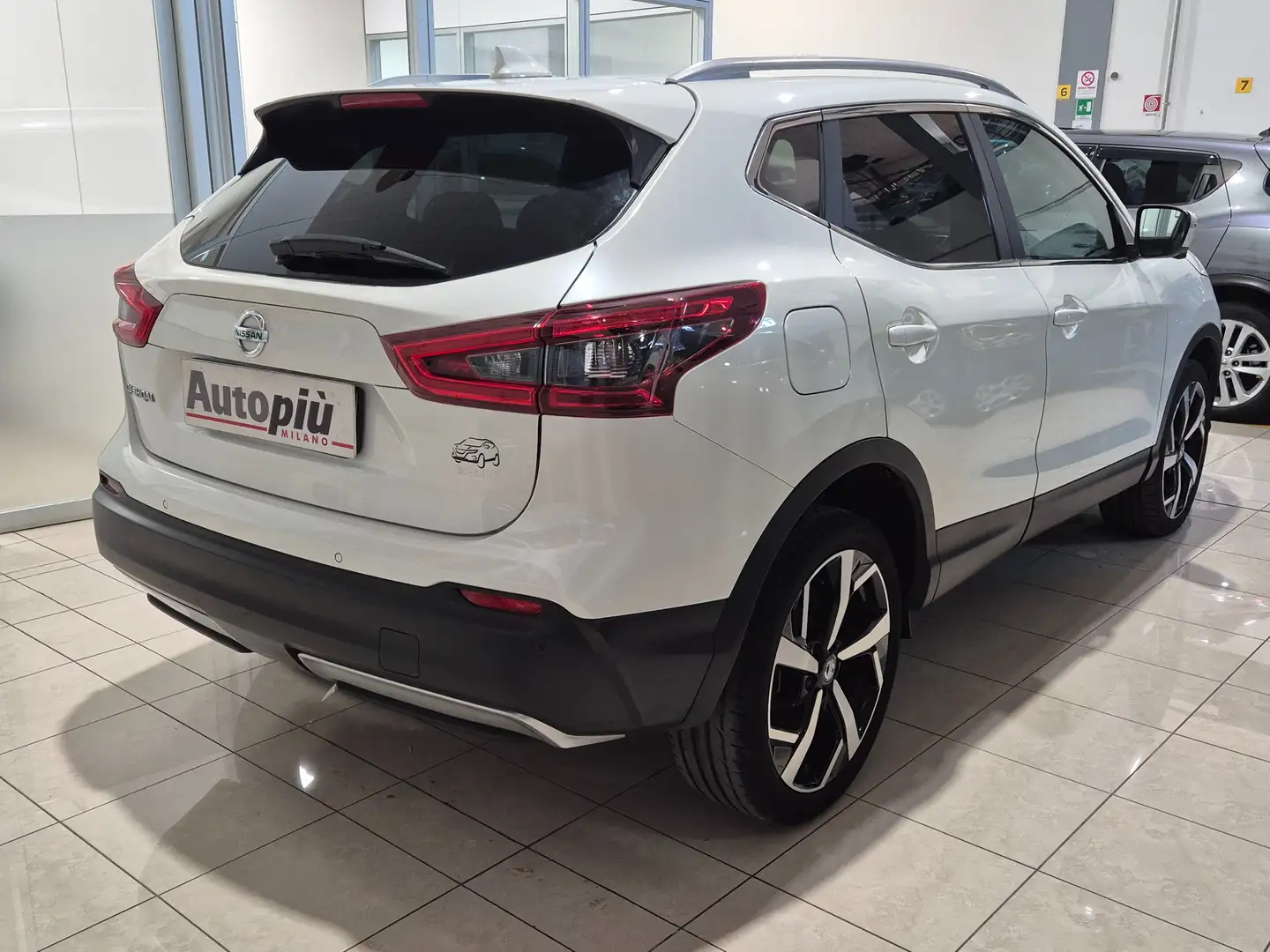 Nissan Qashqai Qashqai II 2017 1.6 dci Tekna+ 4wd 130cv Blanc - 2