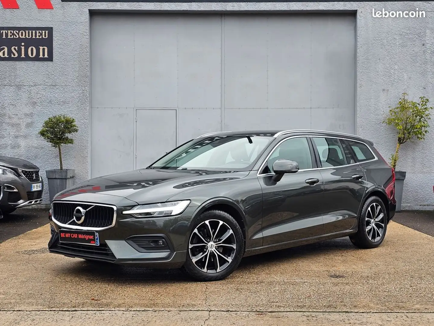 Volvo V60 Superbe d3 bva 1°main 2021 +options Gris - 1
