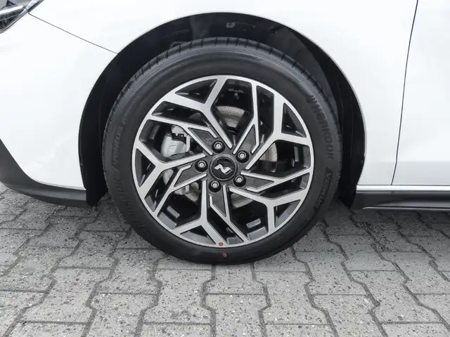Hyundai I30 view 3