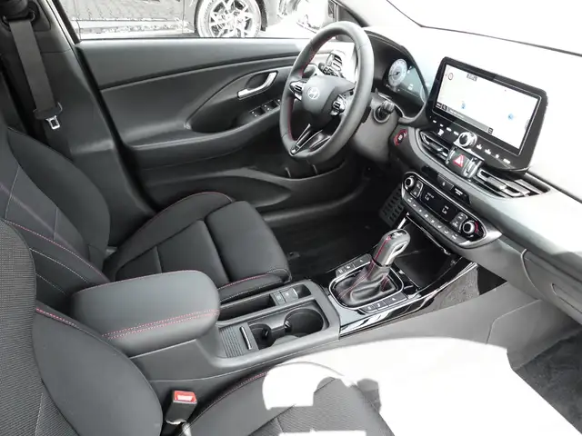 Hyundai I30 view 4