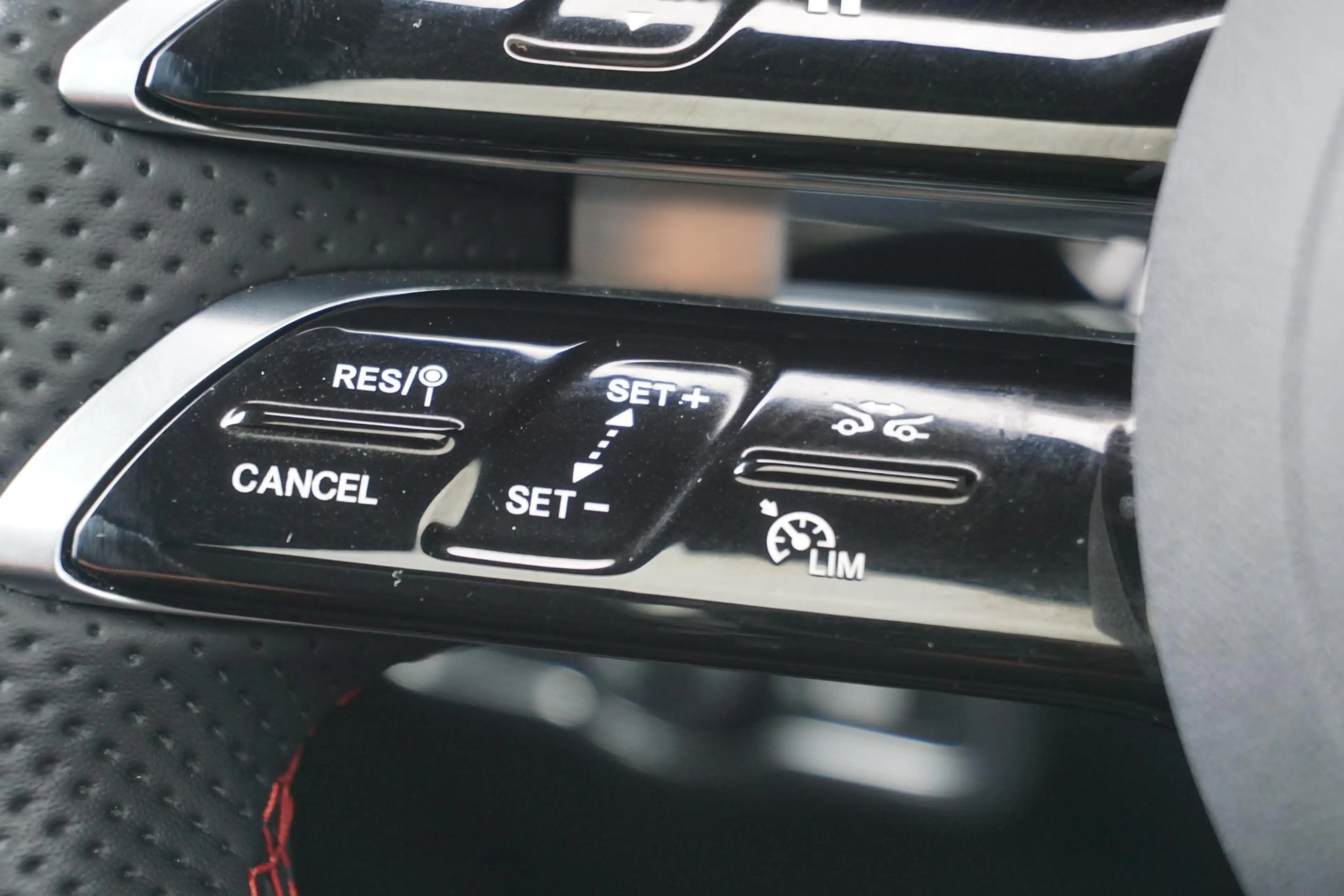 Mercedes-Benz B 250 B e Business Solution AMG | Distronic | Achteruitr — photo 13