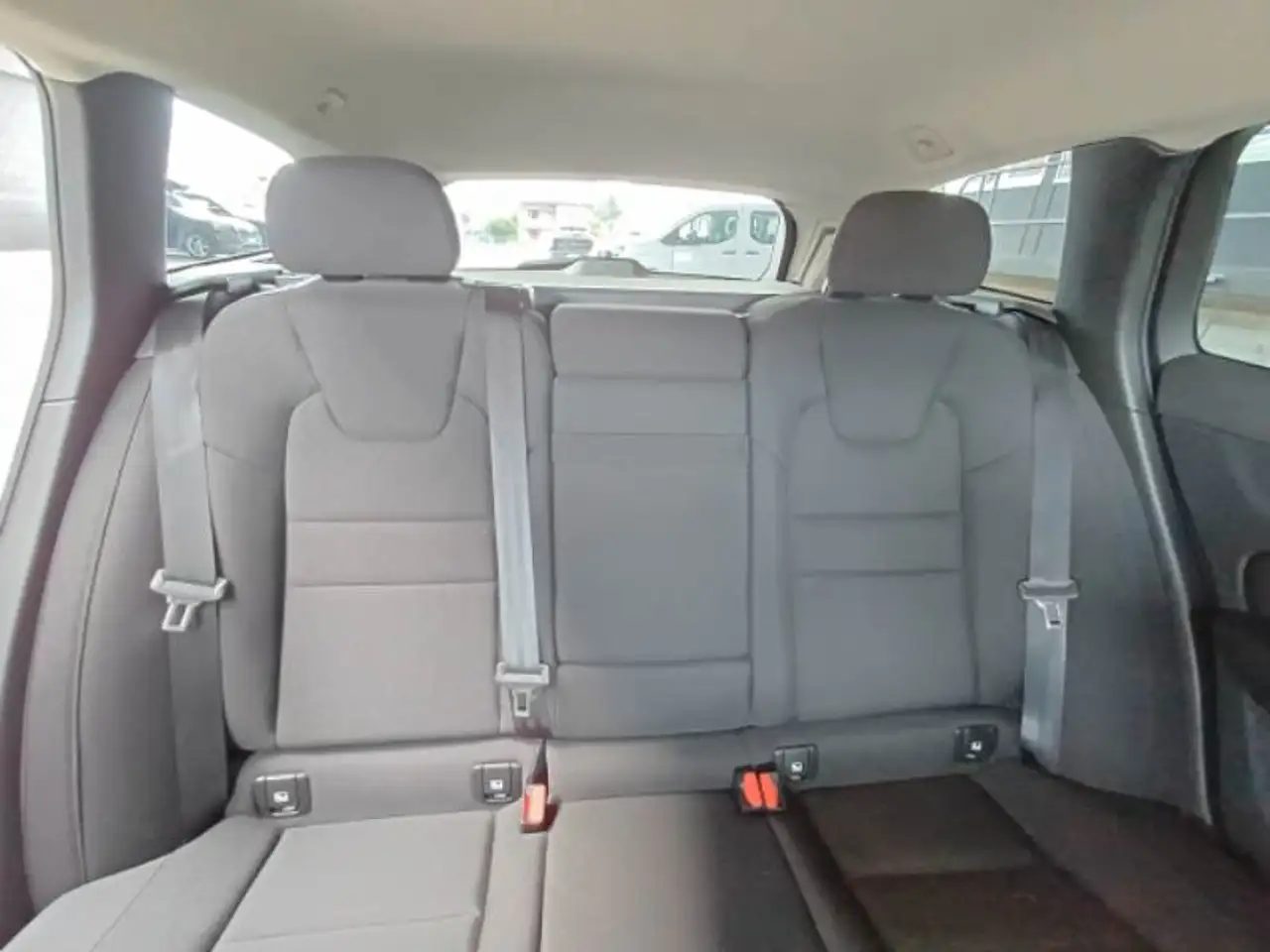 2021 Volvo V60 V60 2.0 b4 Momentum Business auto - GH735PL, photograph 11
