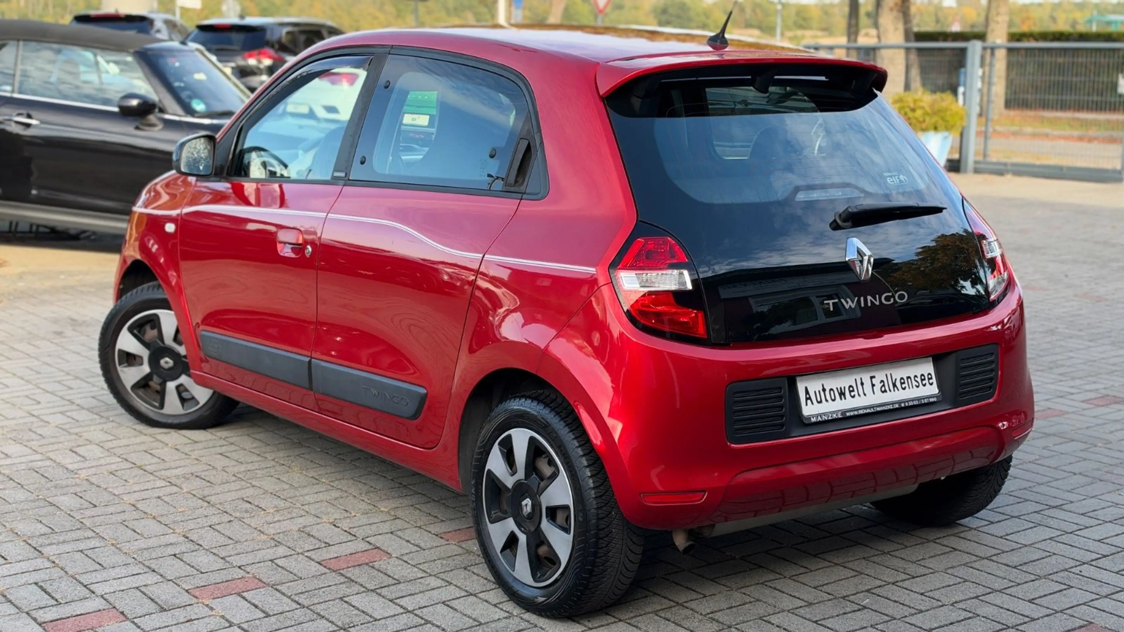 Renault Twingo SCe 70 EDC Limited — photo 5