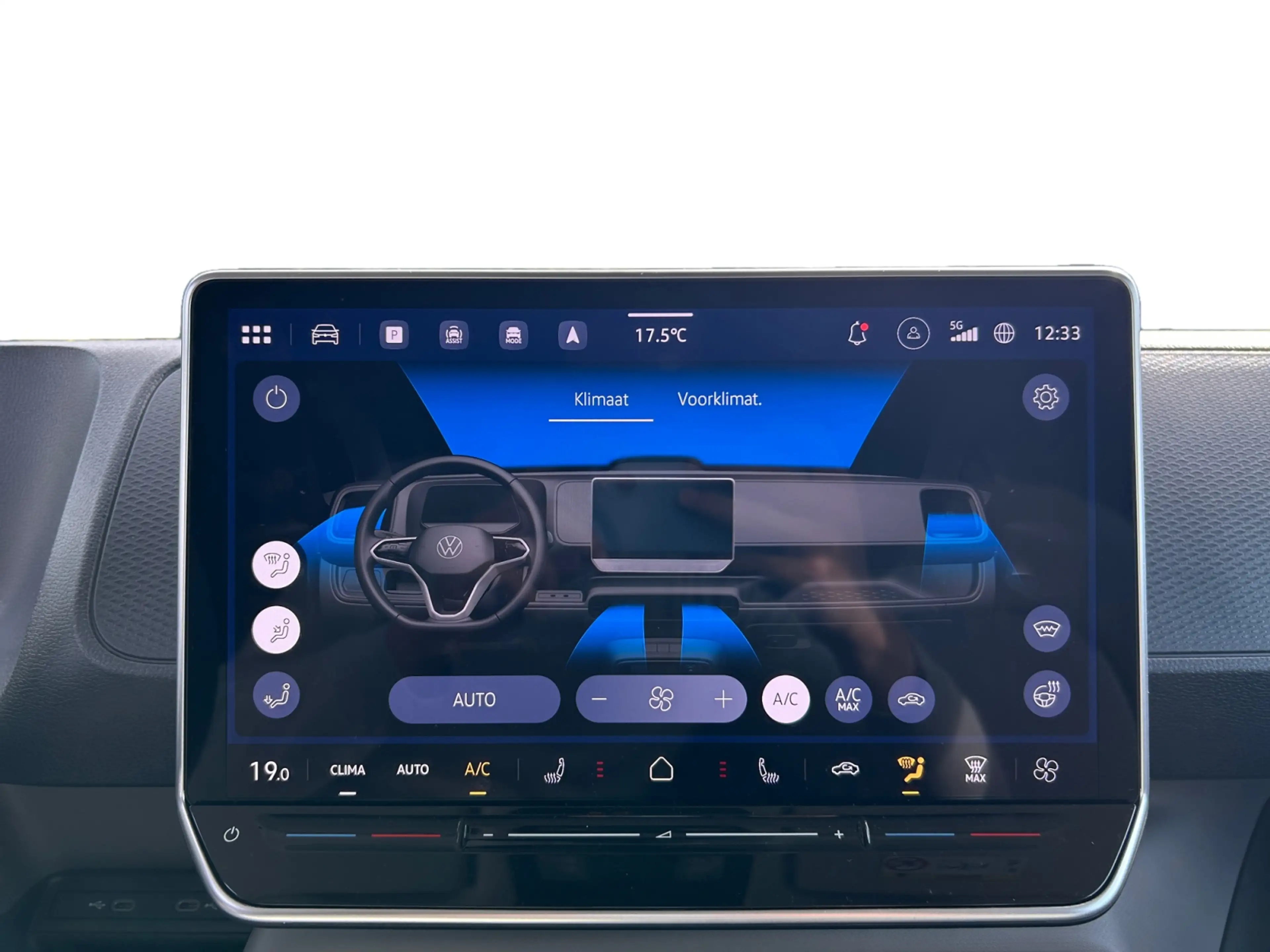 Volkswagen ID. Buzz Cargo Bulli Limited Edition 286PK | 360 camera | Trekhaa — photo 15