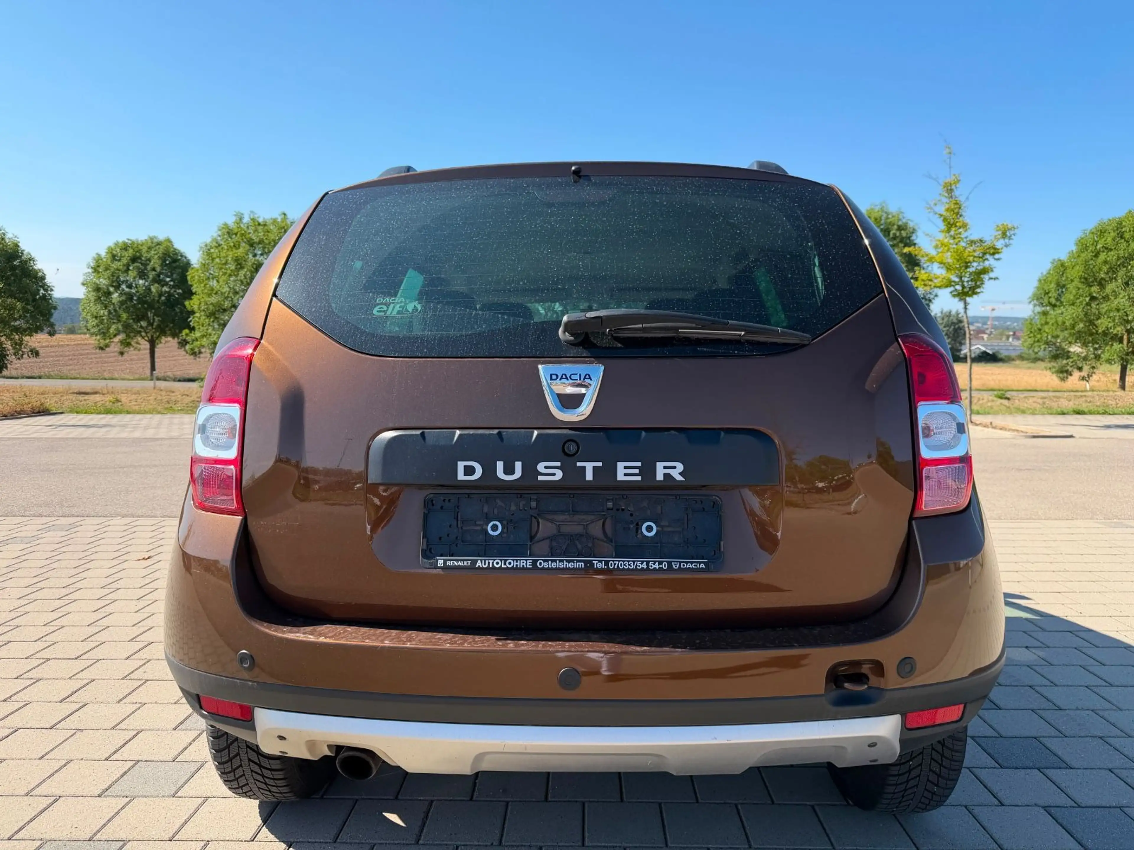 Dacia Duster I Prestige 4x2*NAVI*LEDER*PDC*KLIMA*TÜV* — photo 6
