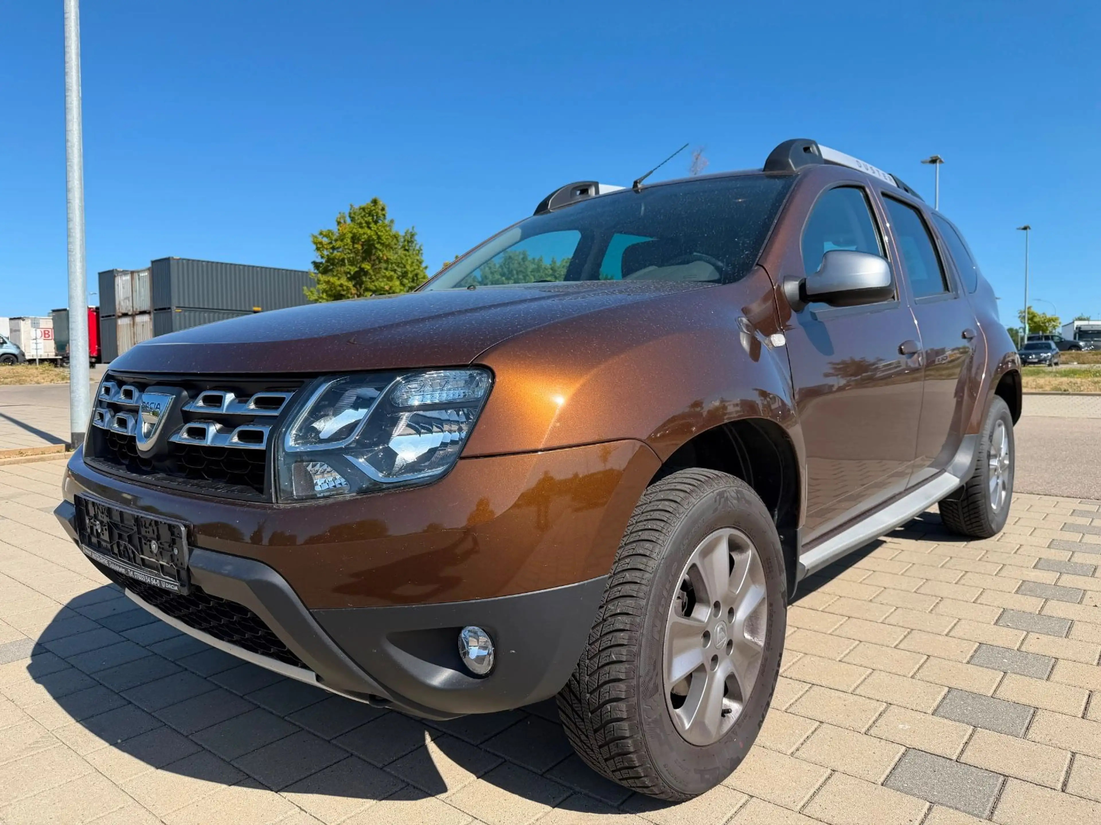 Dacia Duster I Prestige 4x2*NAVI*LEDER*PDC*KLIMA*TÜV*