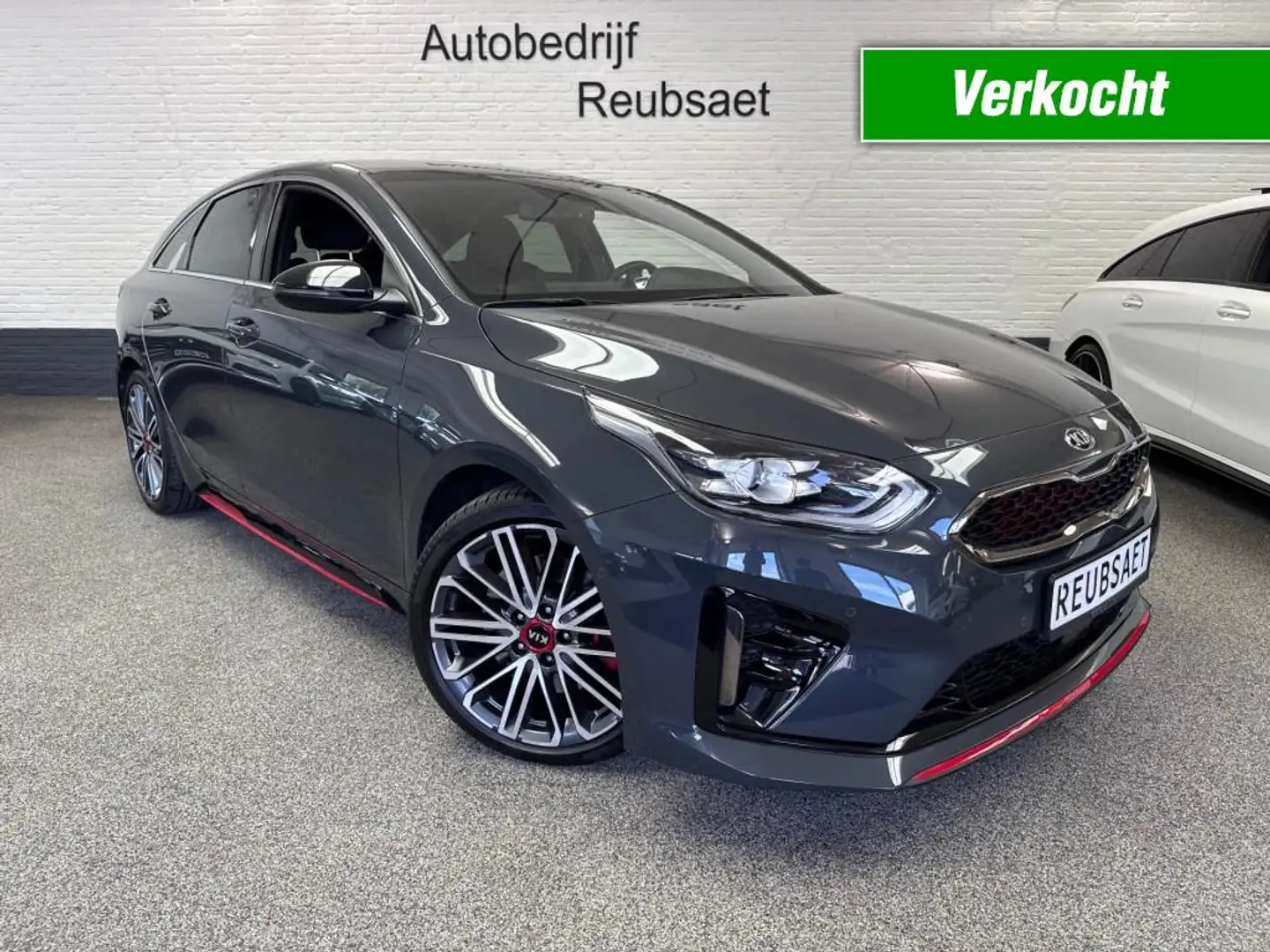 Kia ProCeed / pro_cee'd 1.6 T-GDI GT 205PK VERKOCHT!!! Grijs - 1