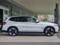 BMW iX3 Impressive Wit - thumbnail 3