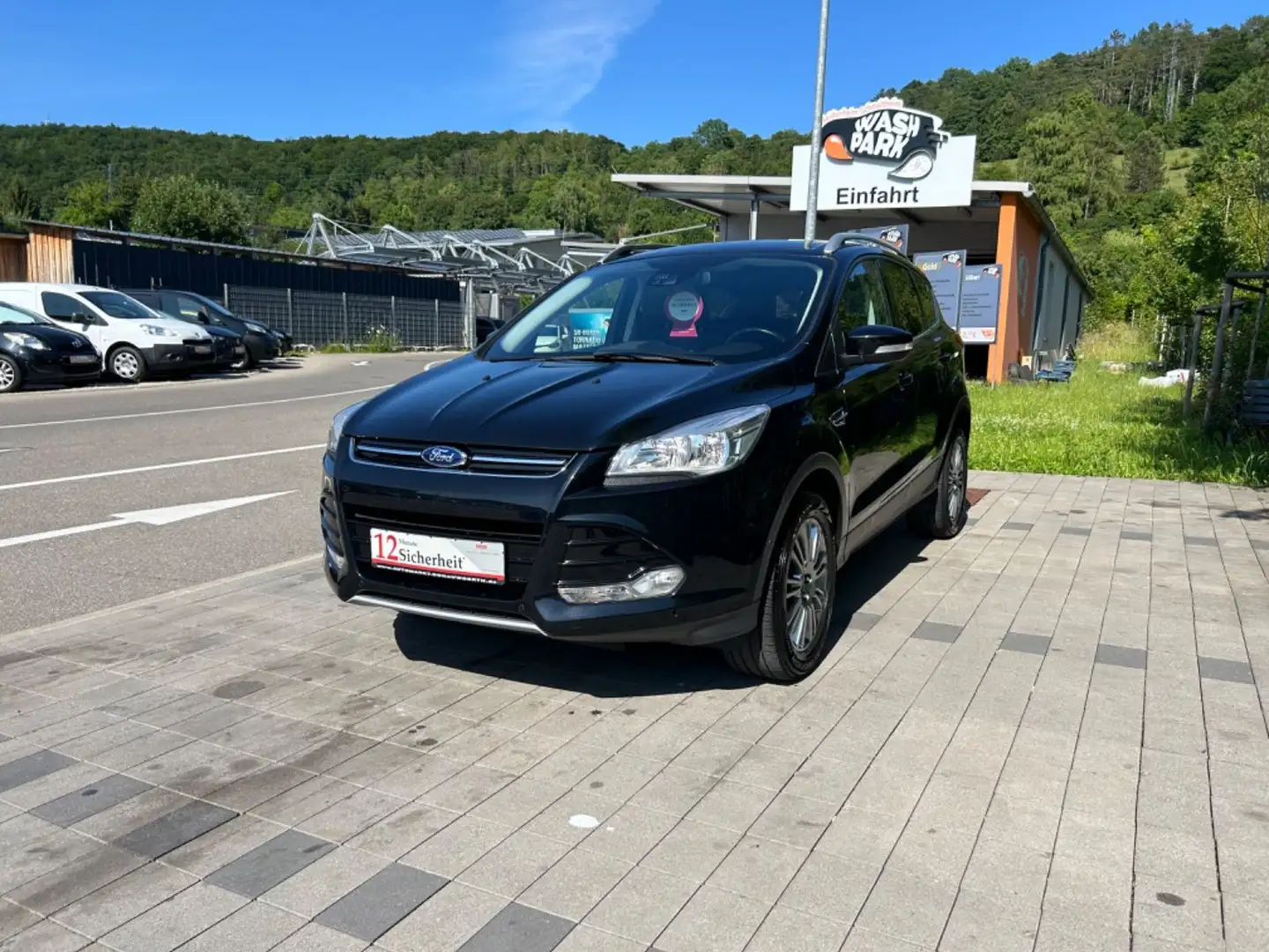 Ford Kuga Titanium*TOP ZUSTAND*TÜV-NEU** Schwarz - 1