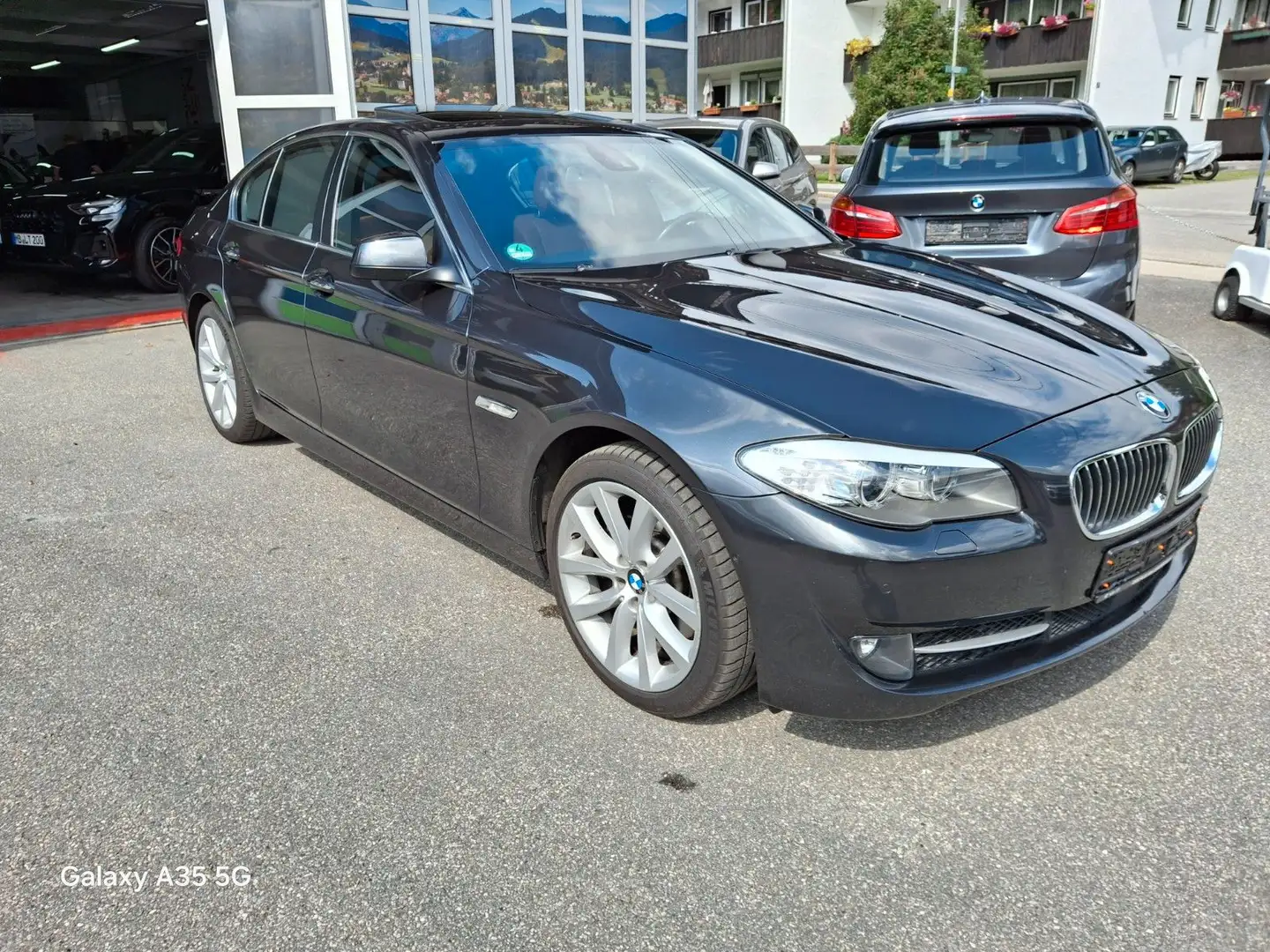 BMW 528 i Lim. Leder braun Sportsitze Szary - 1