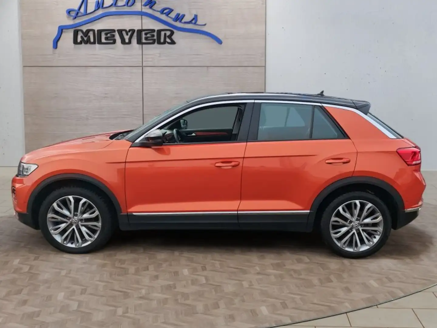 Volkswagen T-Roc T-Roc 2.0 TDI DSG Style 4Motion Led/Navi/ACC Orange - 2