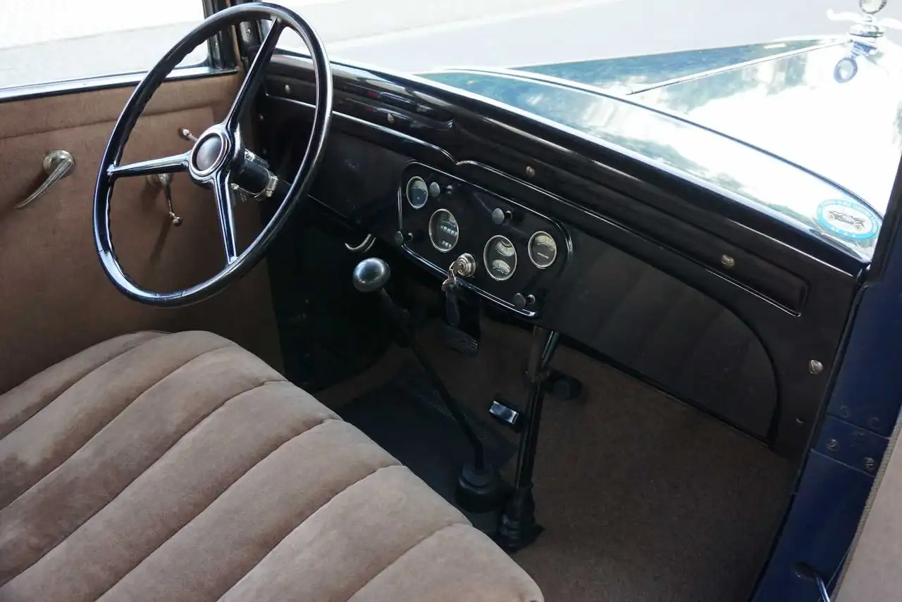 Chevrolet Series AE Independence Six Sedan, 4-door, Oldtimer, foto 2