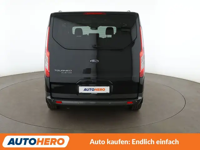 Ford Tourneo Custom view 5