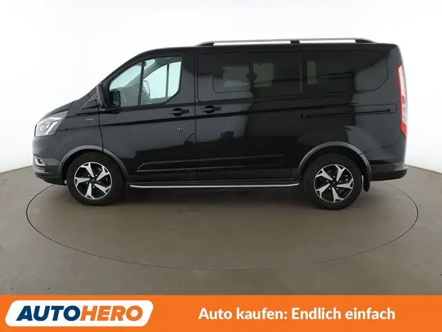 Ford Tourneo Custom view 3