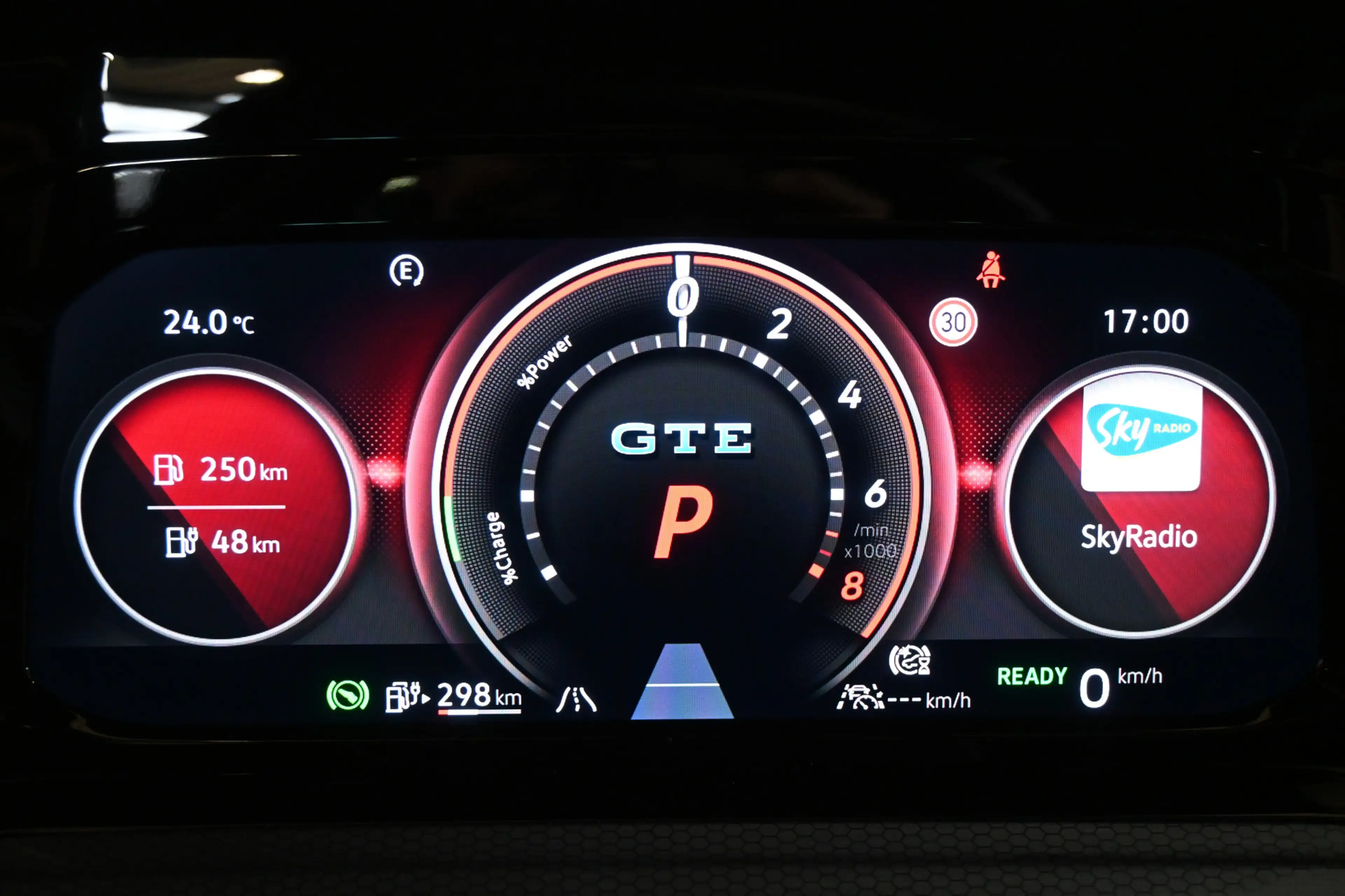 Volkswagen Golf GTE 1.4 eHybrid 245pk | Pano | Leder | Memory | IQ. Li — photo 36