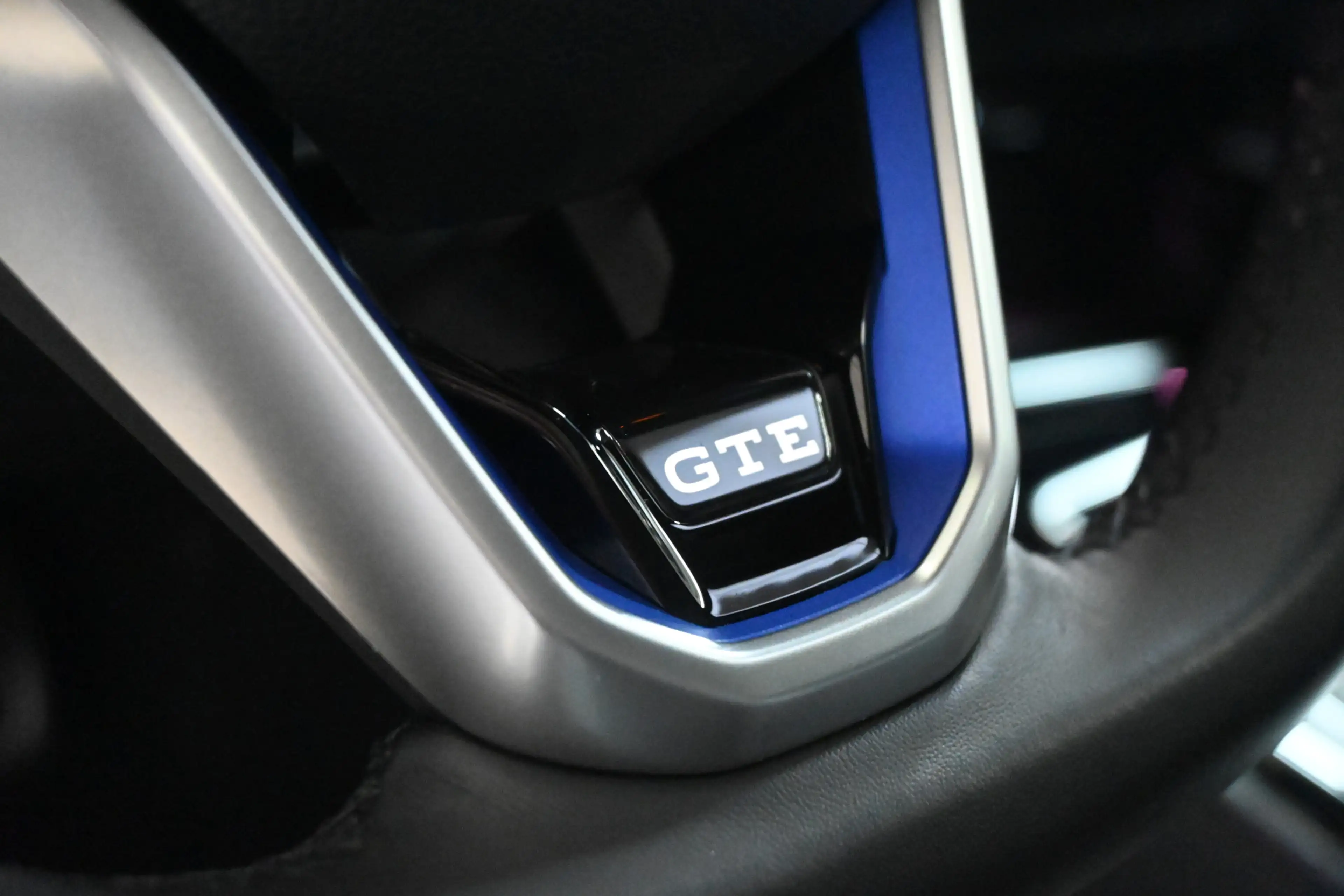 Volkswagen Golf GTE 1.4 eHybrid 245pk | Pano | Leder | Memory | IQ. Li — photo 31