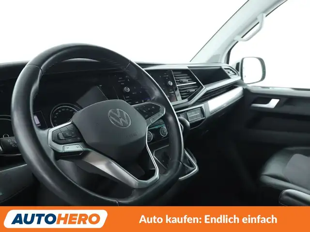 Volkswagen Multivan view 11
