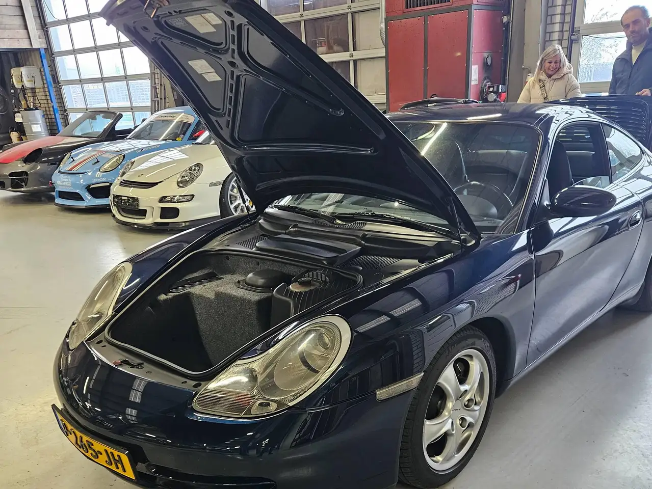 Porsche 911 3.4 Coupé Carrera 4, foto 3