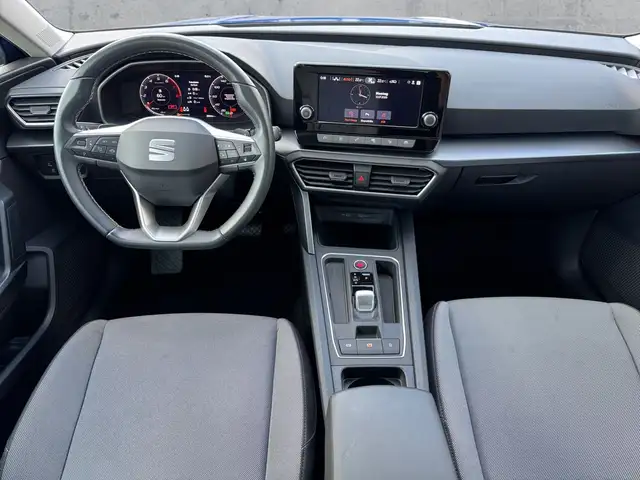 Seat Leon view 9