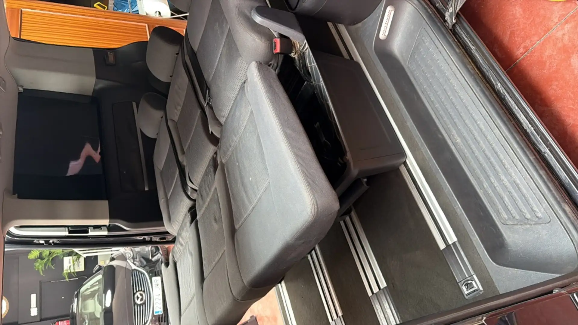 Volkswagen Multivan 2.5TDI Highline 4Motion 174 Negro - 2