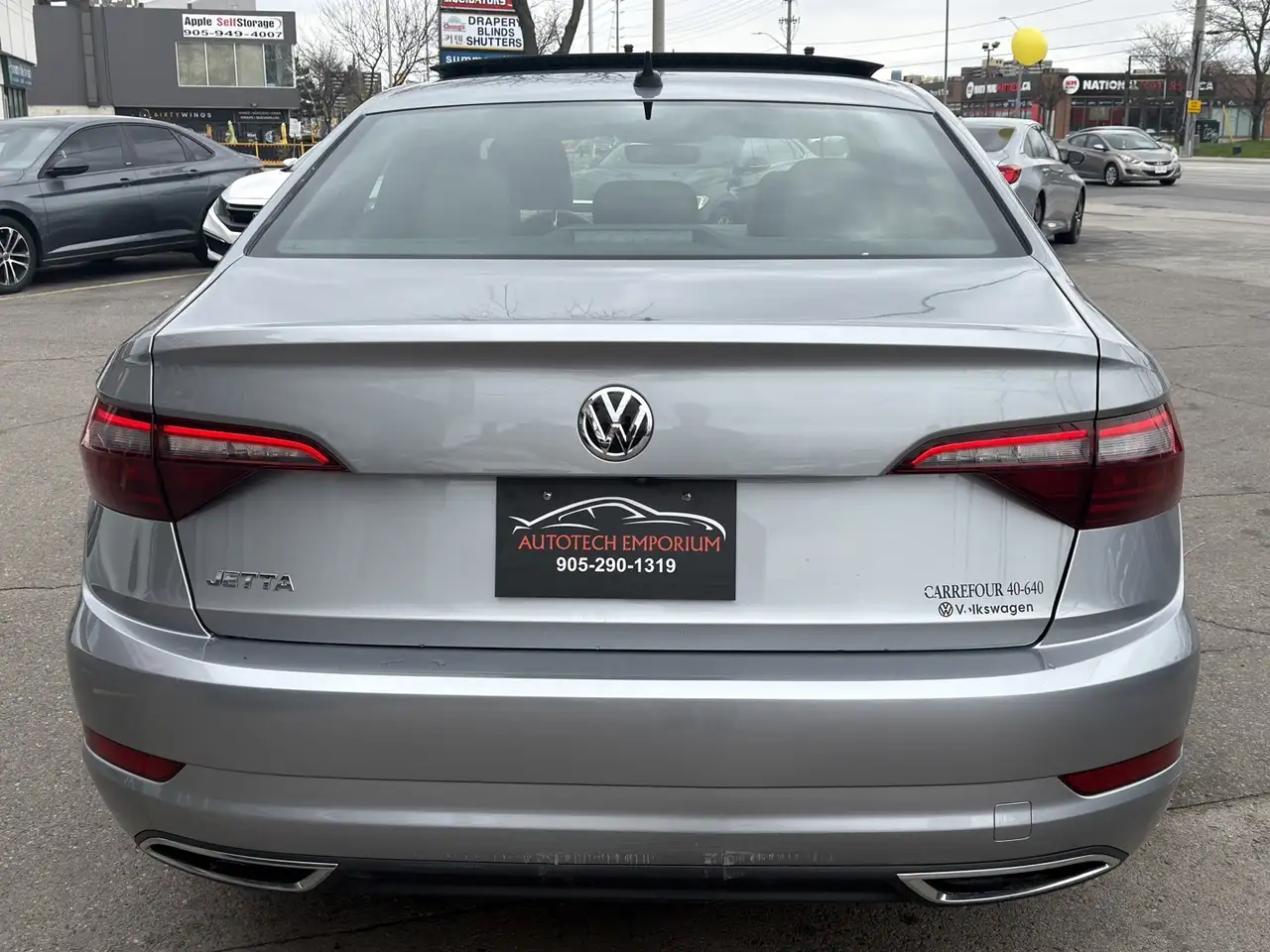 Volkswagen Jetta снимка Volkswagen Jetta