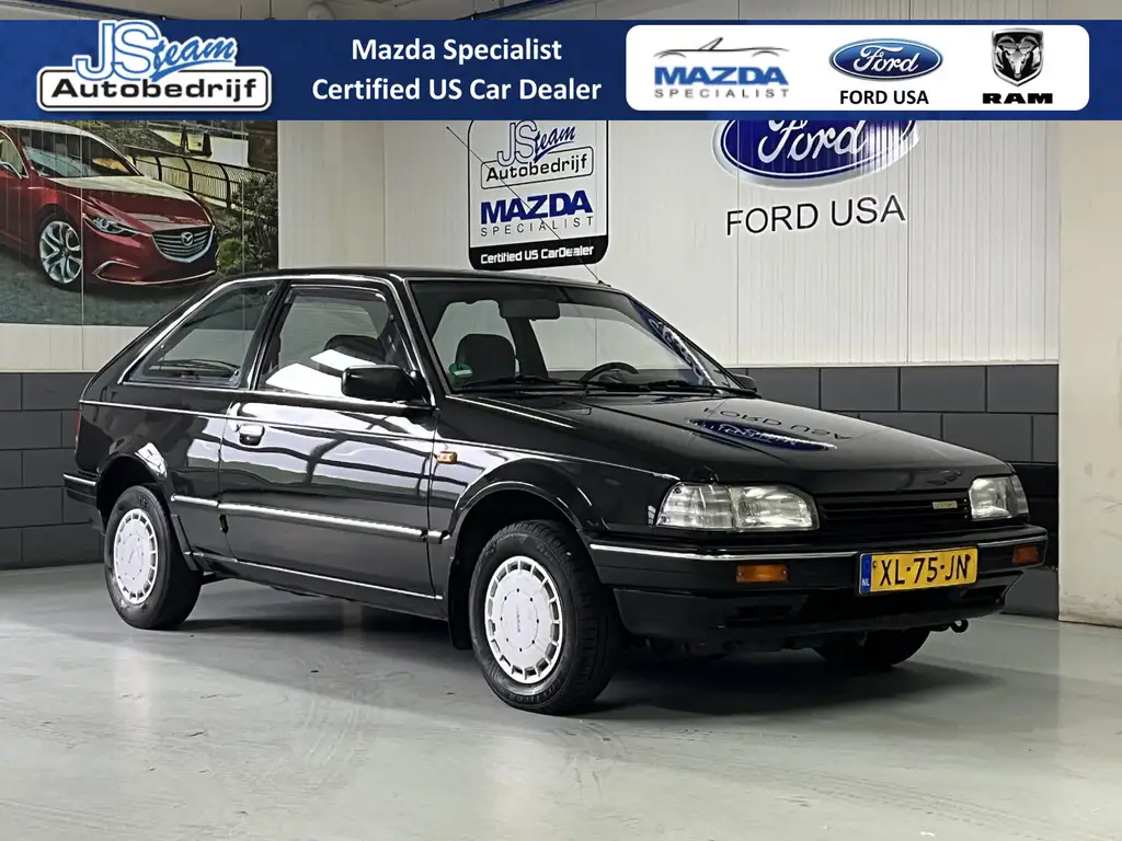 Mazda 323 1989 из Европы — купить под ключ